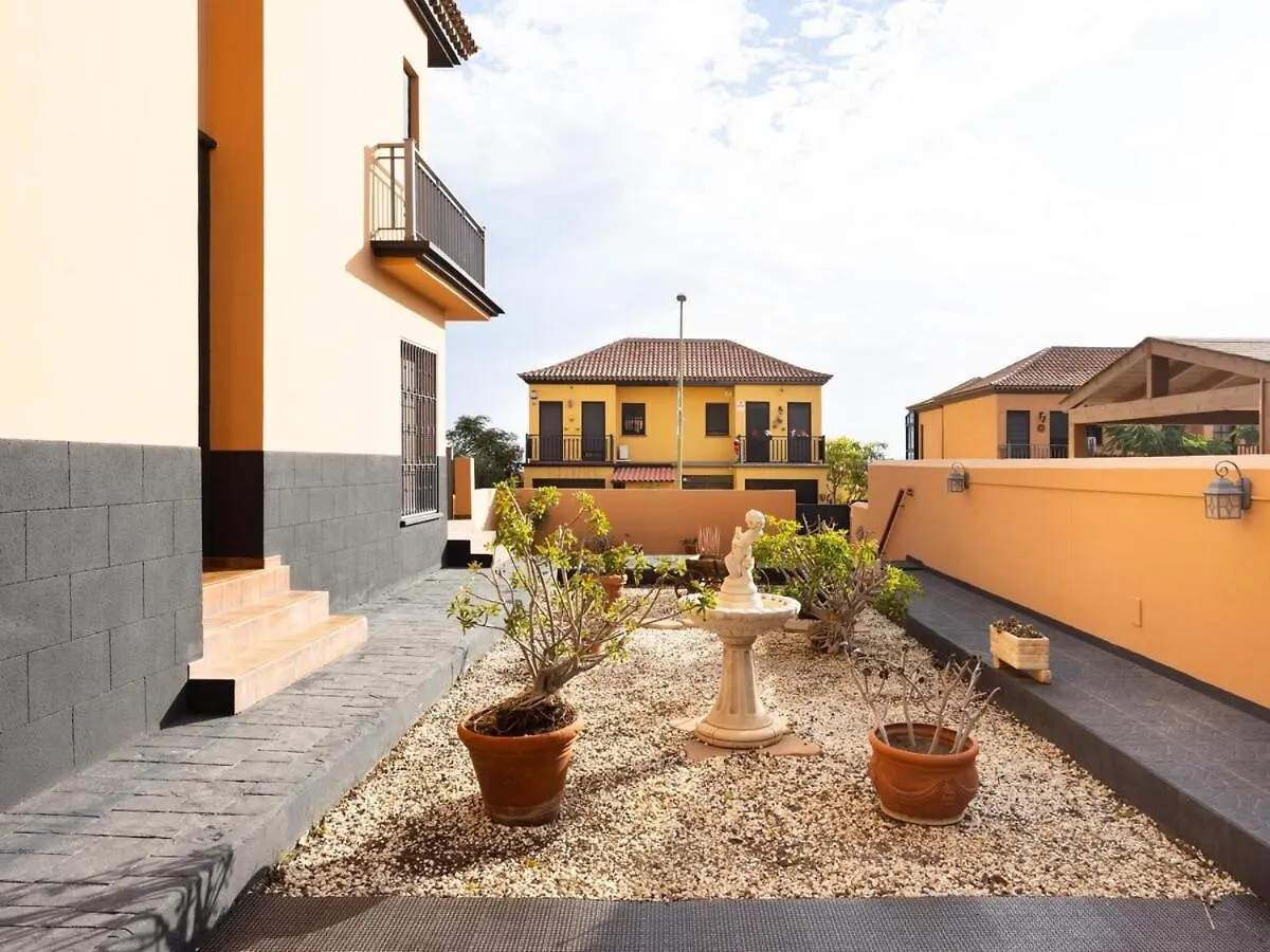 Ek Candelaria House Estrelitzia Santa Cruz de Tenerife Spanyolország